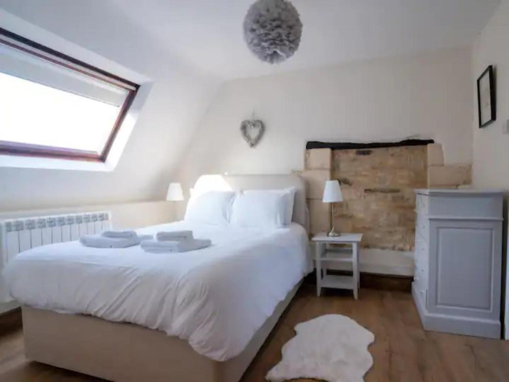 Сasa de vacaciones Pass The Keys Converted 17th Century Barn With Garden Parking *